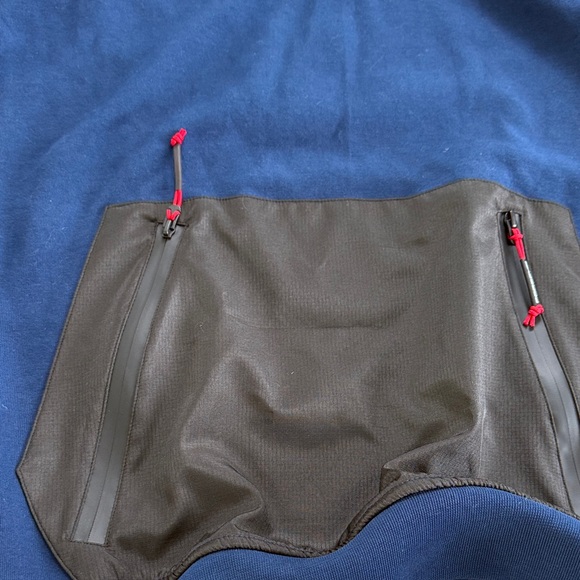 NWT Porsche Rougheoads hoodie - Picture 5 of 7